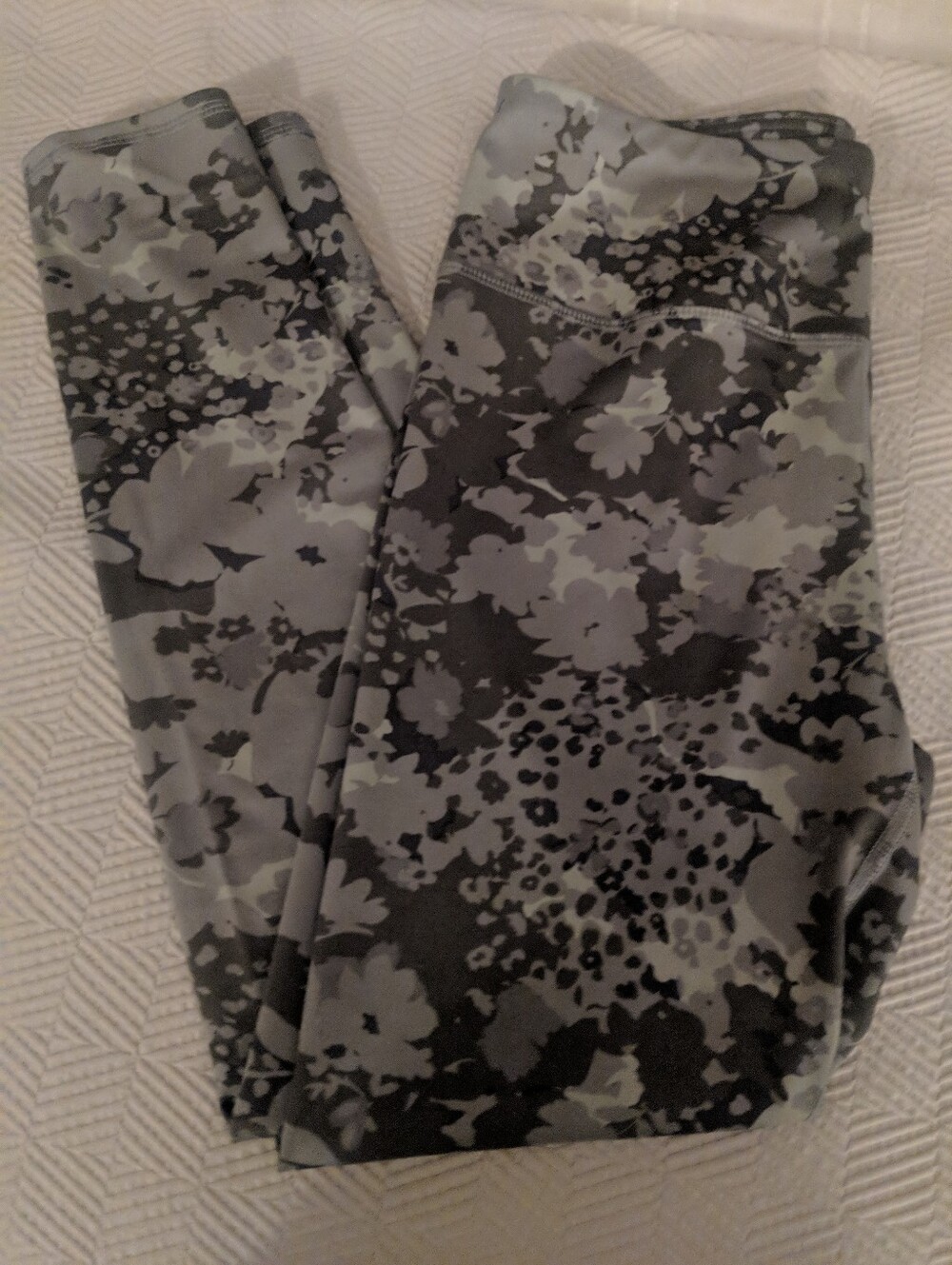 Ladies Gray Floral Print Performance Pants